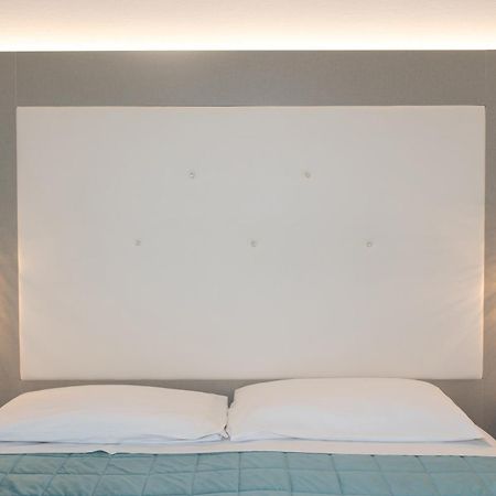 Hotel & Aparthotel Carinthia S ลิโดดิเยโซโล ภายนอก รูปภาพ