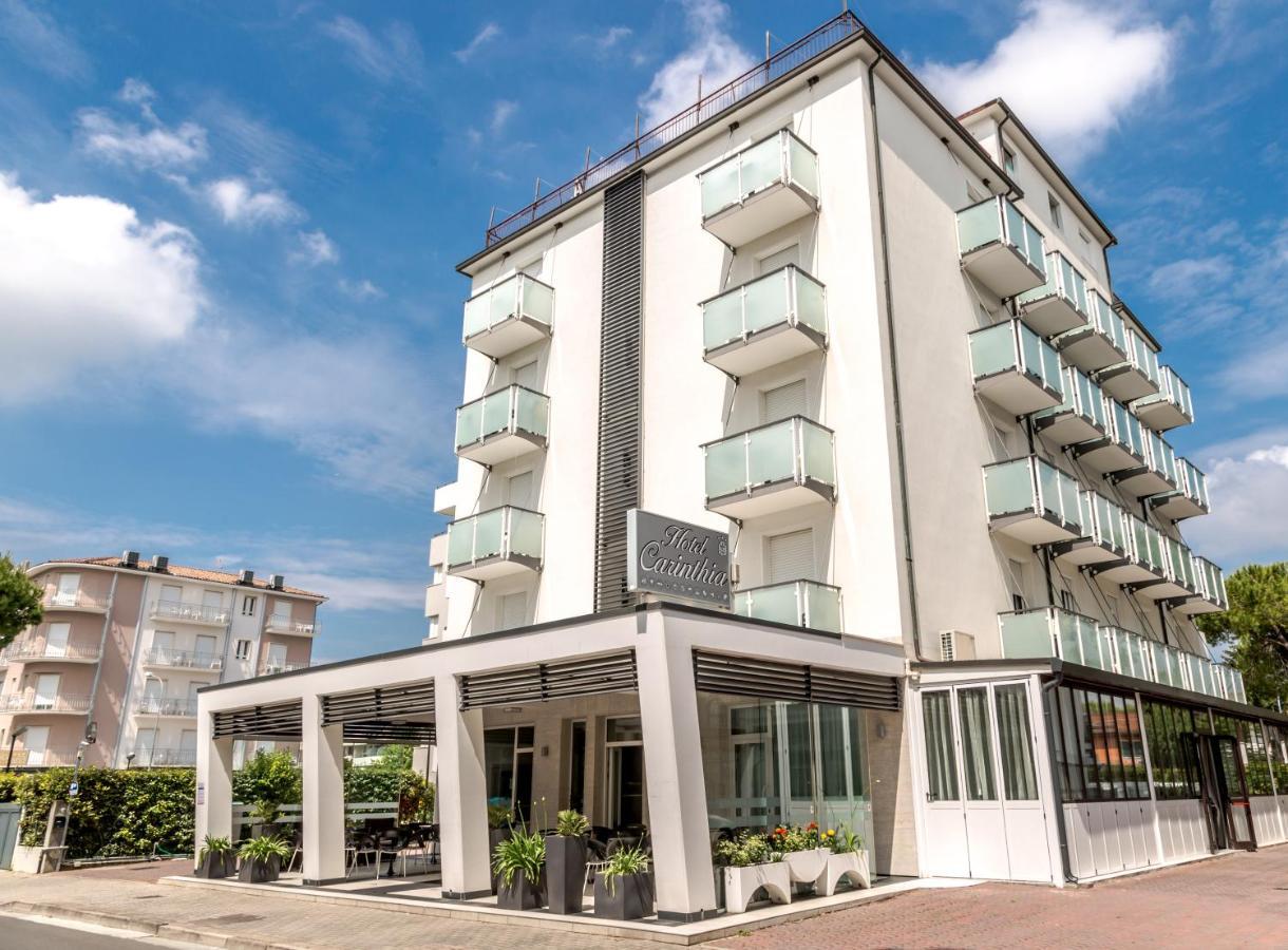 Hotel & Aparthotel Carinthia S ลิโดดิเยโซโล ภายนอก รูปภาพ