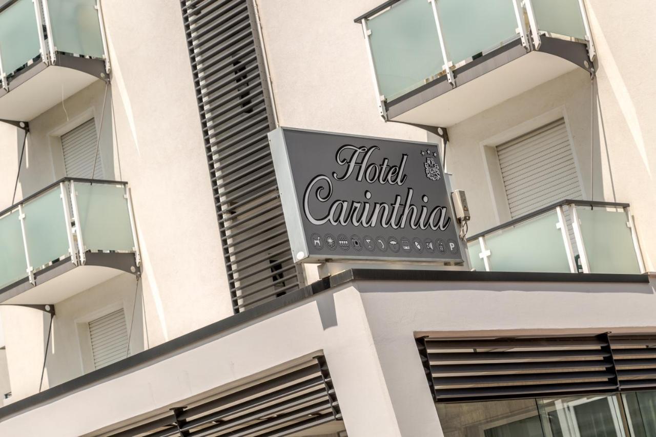 Hotel & Aparthotel Carinthia S ลิโดดิเยโซโล ภายนอก รูปภาพ
